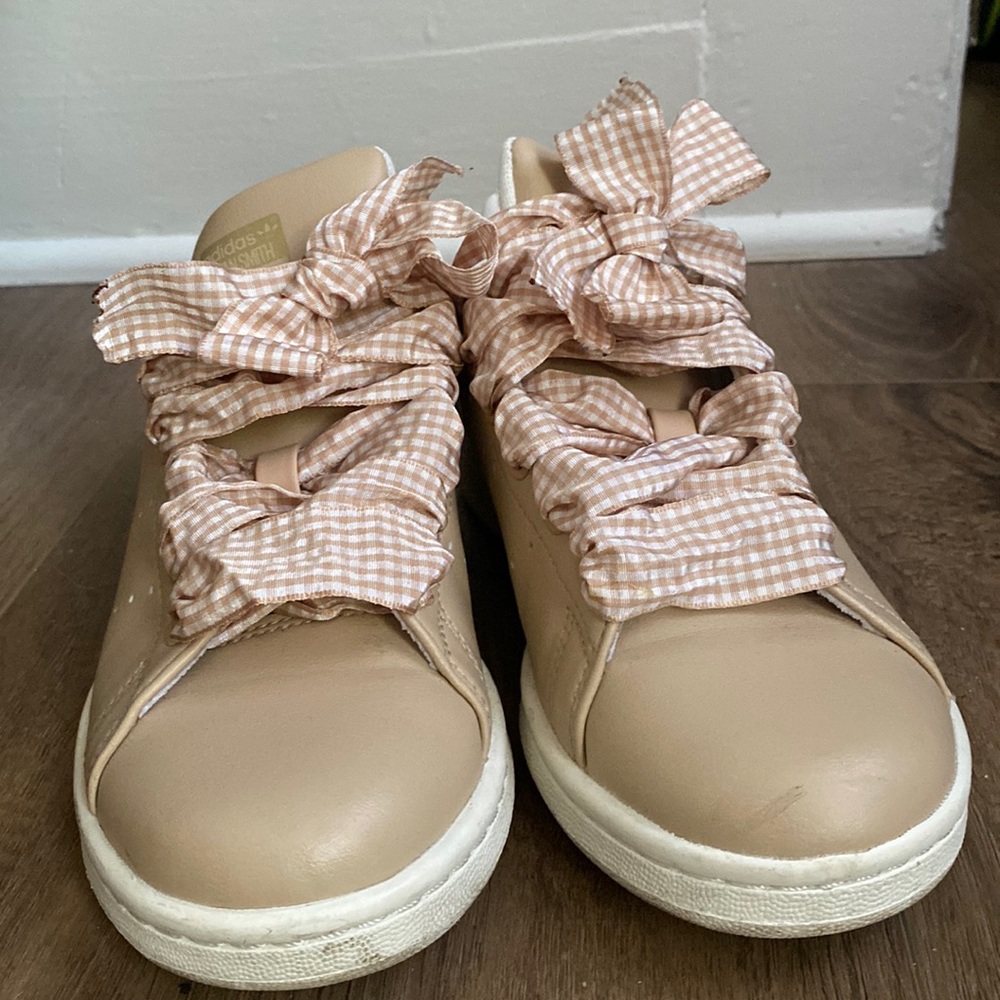 Beige and white Stan Smiths by Adidas